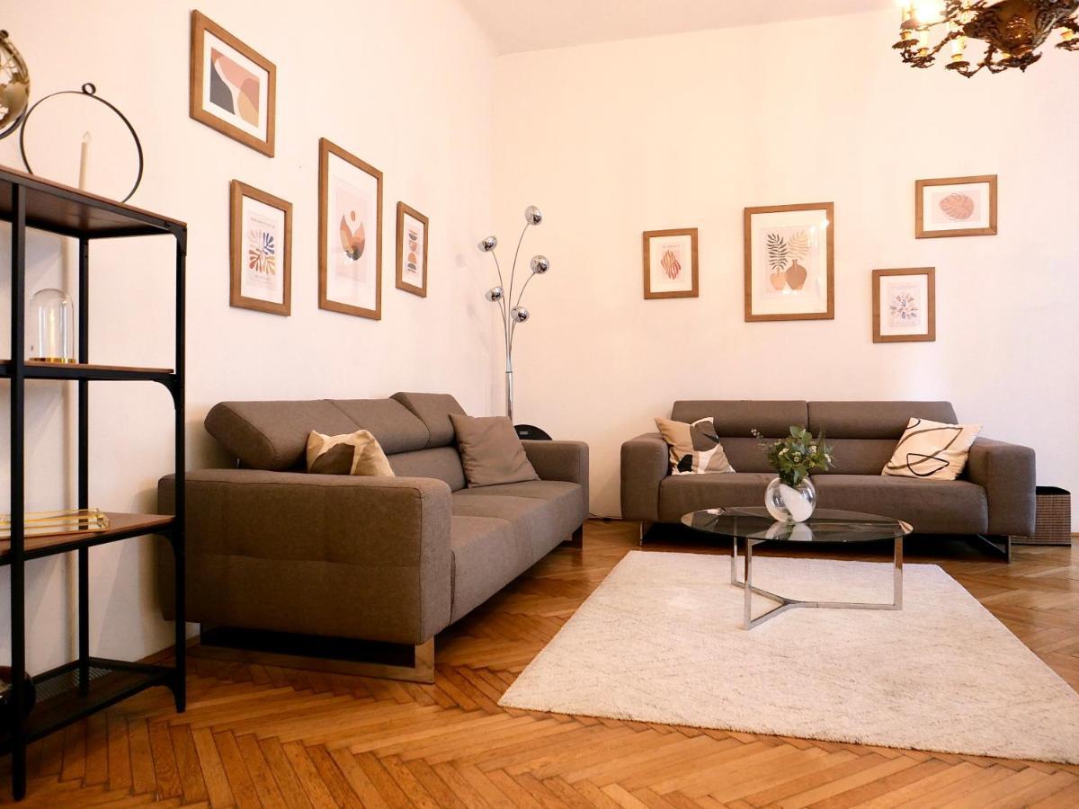 Contemporary City Apartment Vaci Utca Budapeşte Dış mekan fotoğraf