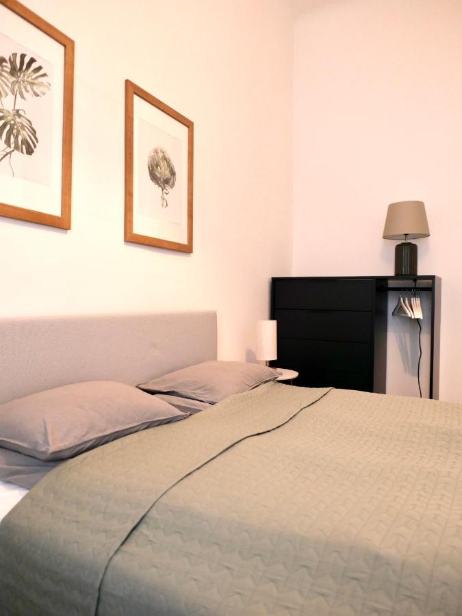 Contemporary City Apartment Vaci Utca Budapeşte Dış mekan fotoğraf