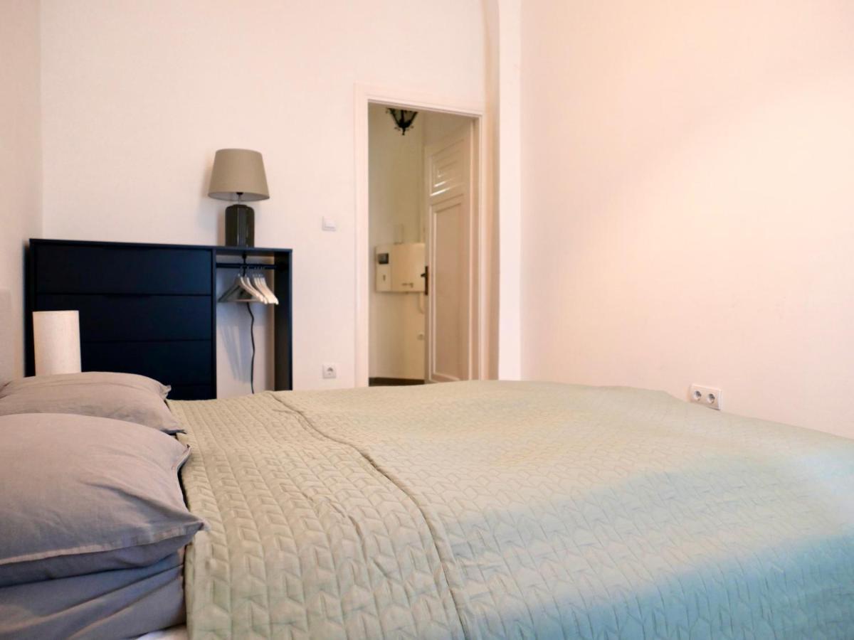 Contemporary City Apartment Vaci Utca Budapeşte Dış mekan fotoğraf